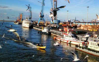 Beautiful-image-of-Anzali-port-